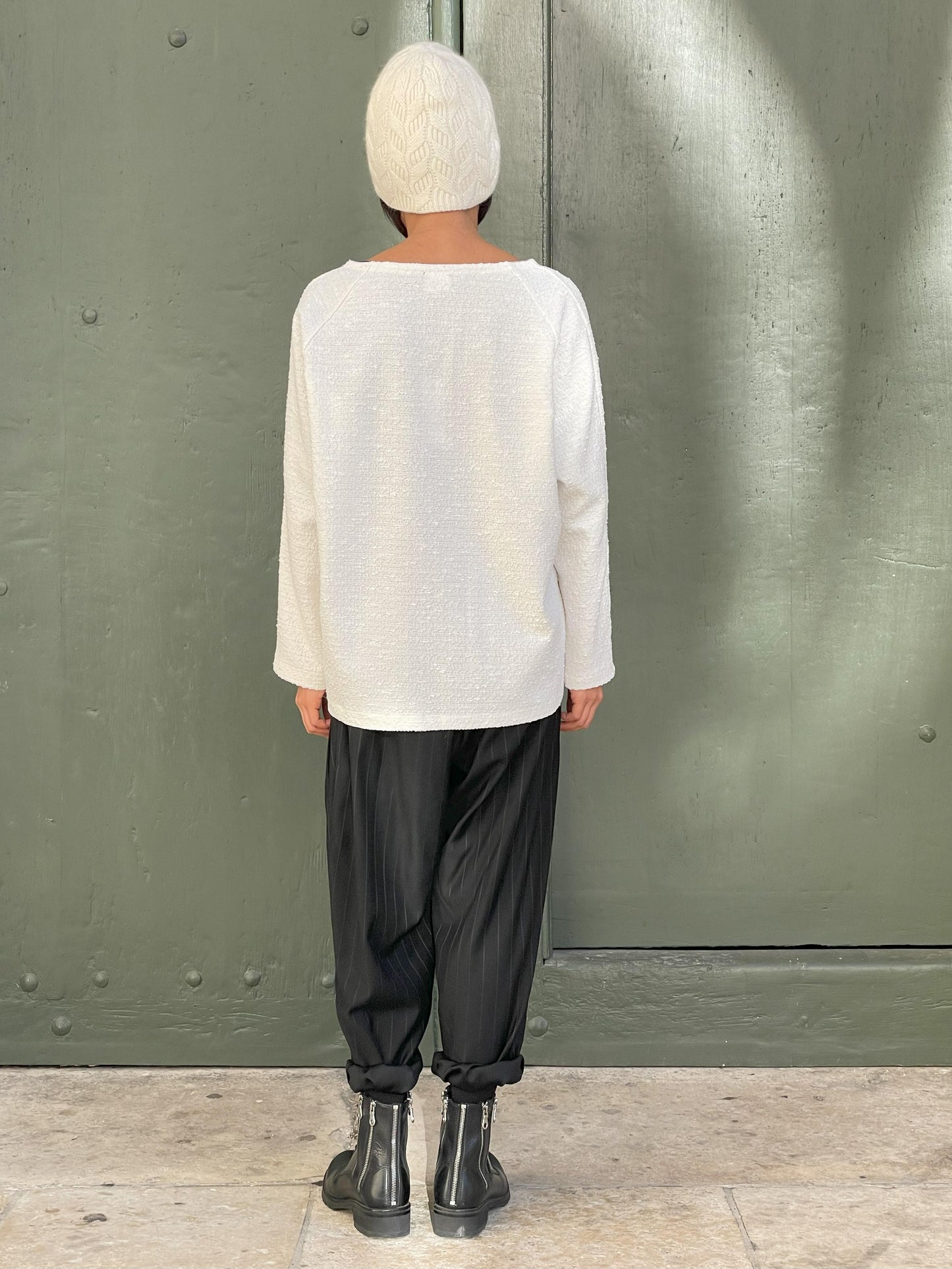 Tops en jacquard délicat, parsemé d’un voile