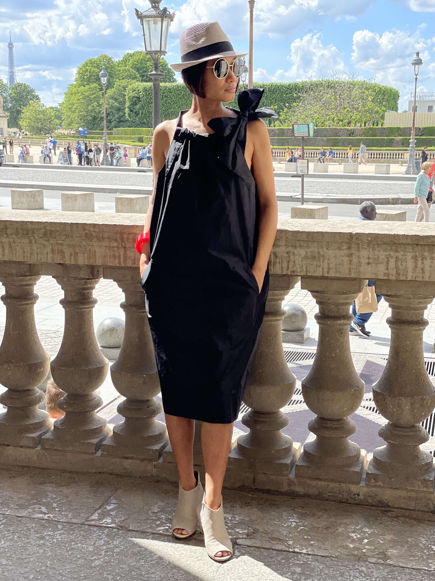 Robe minimaliste avec ruban