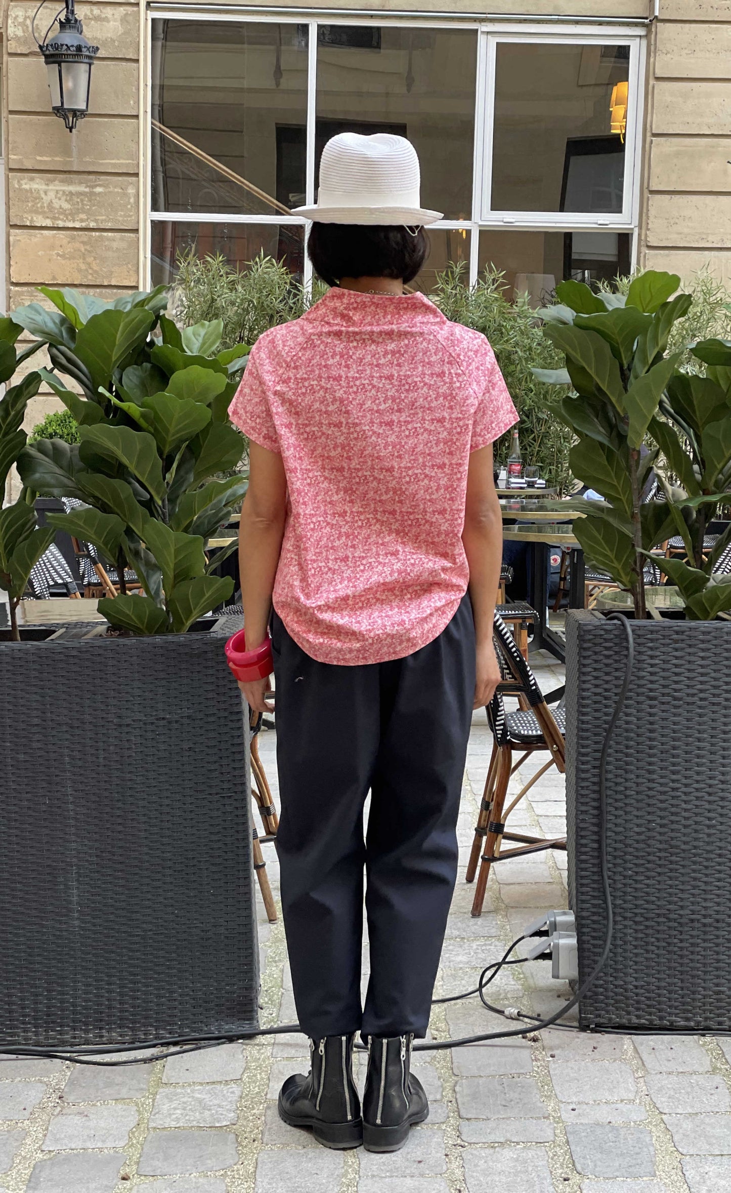 T-shirt col V Gris