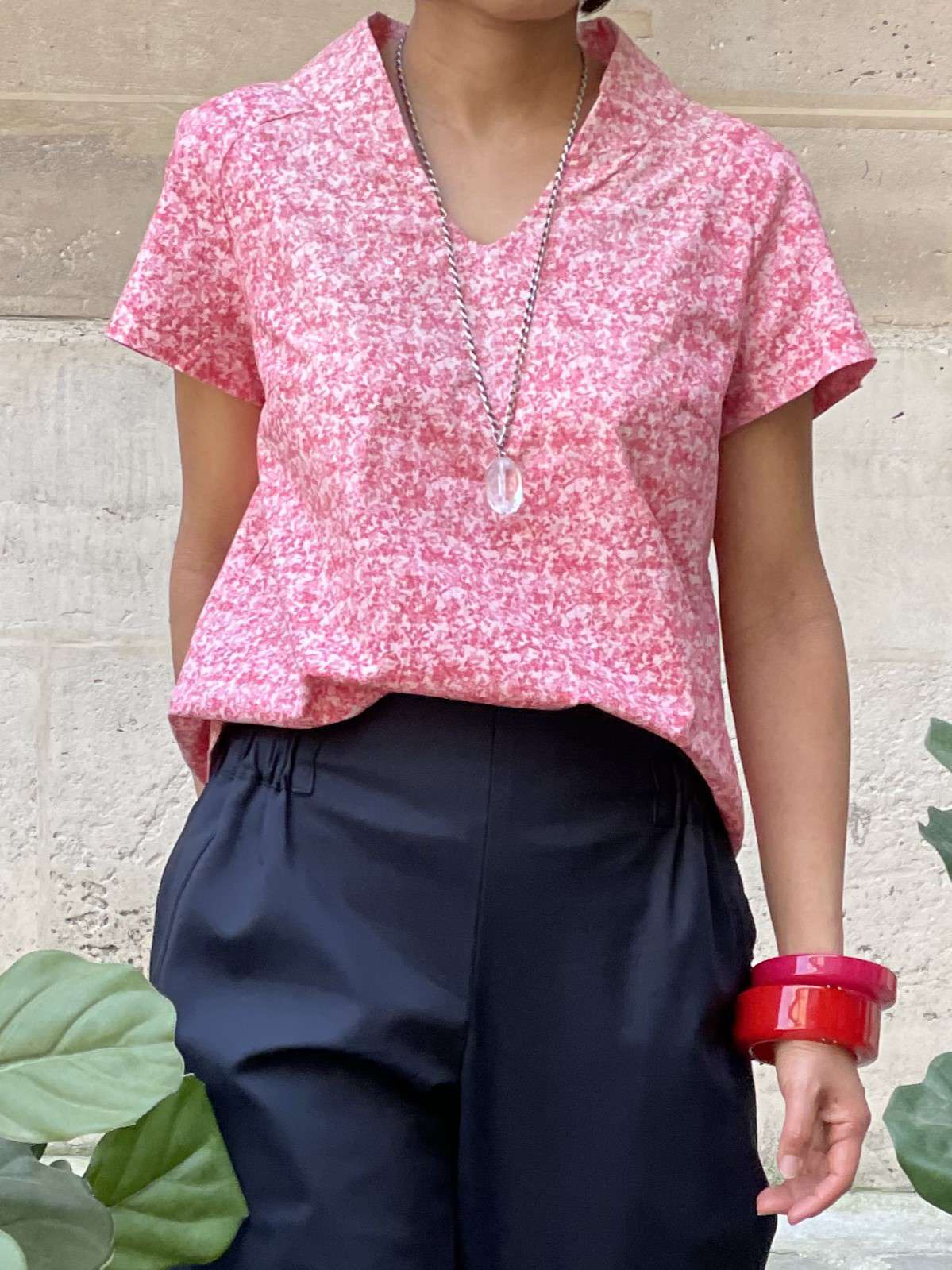 T-shirt col V Gris