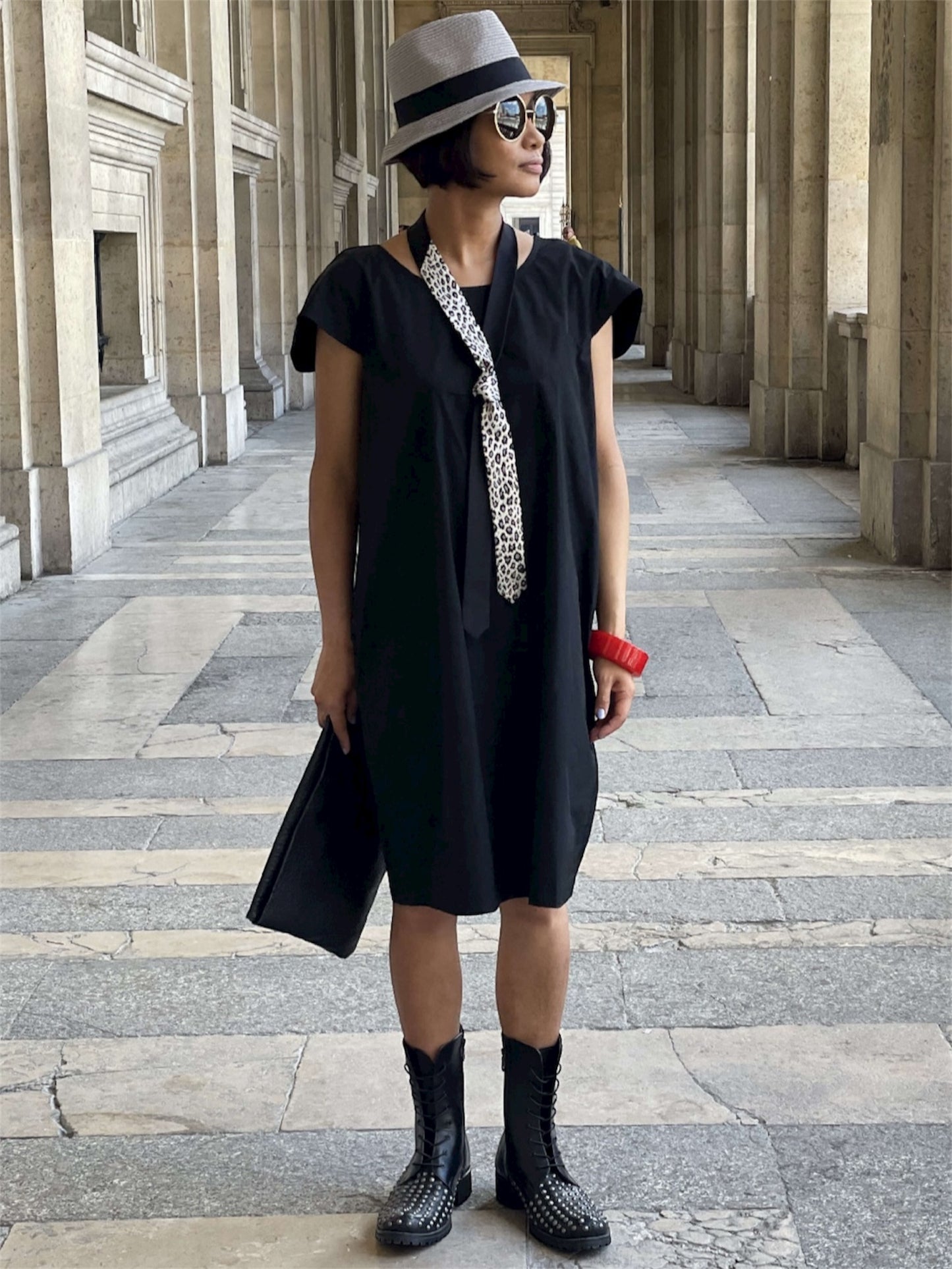 Robe courte minimaliste