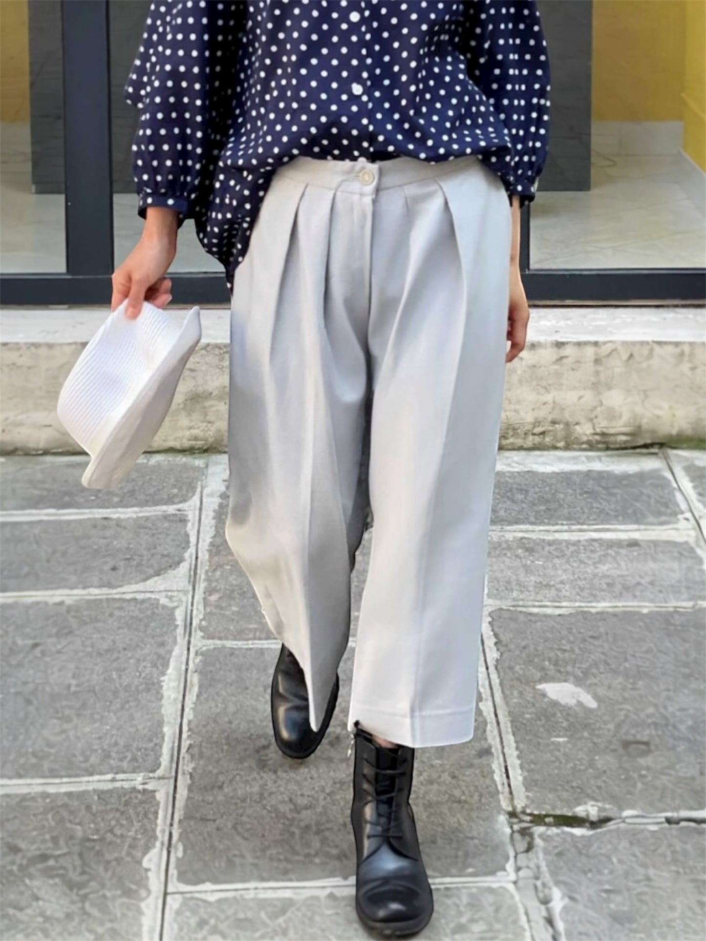 Pantalon large raccourci