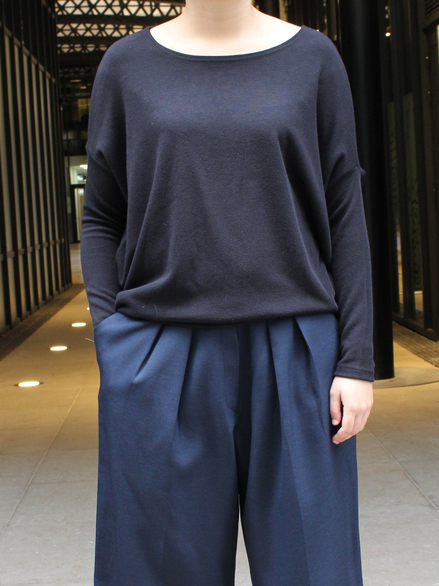 Pull Noir Manches chauve- souris