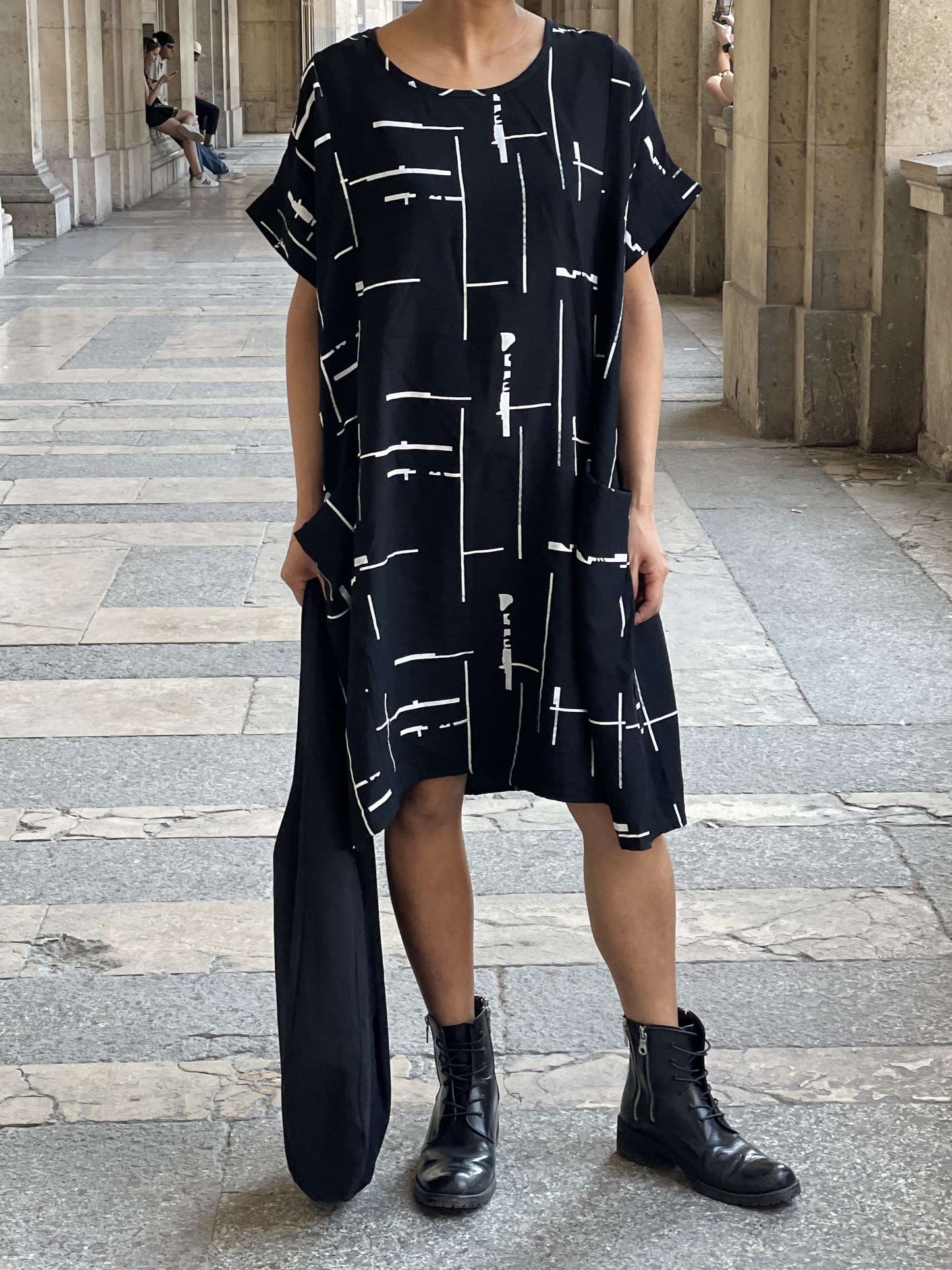 Robe minimaliste noire