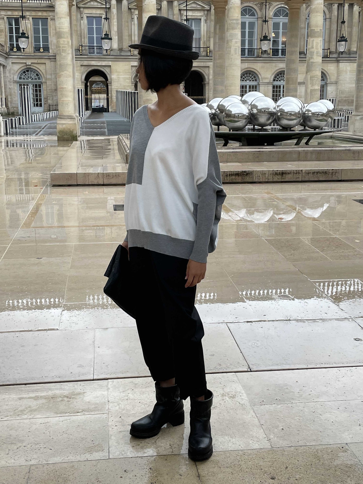 Pull asymétrique manches Chauve-souris