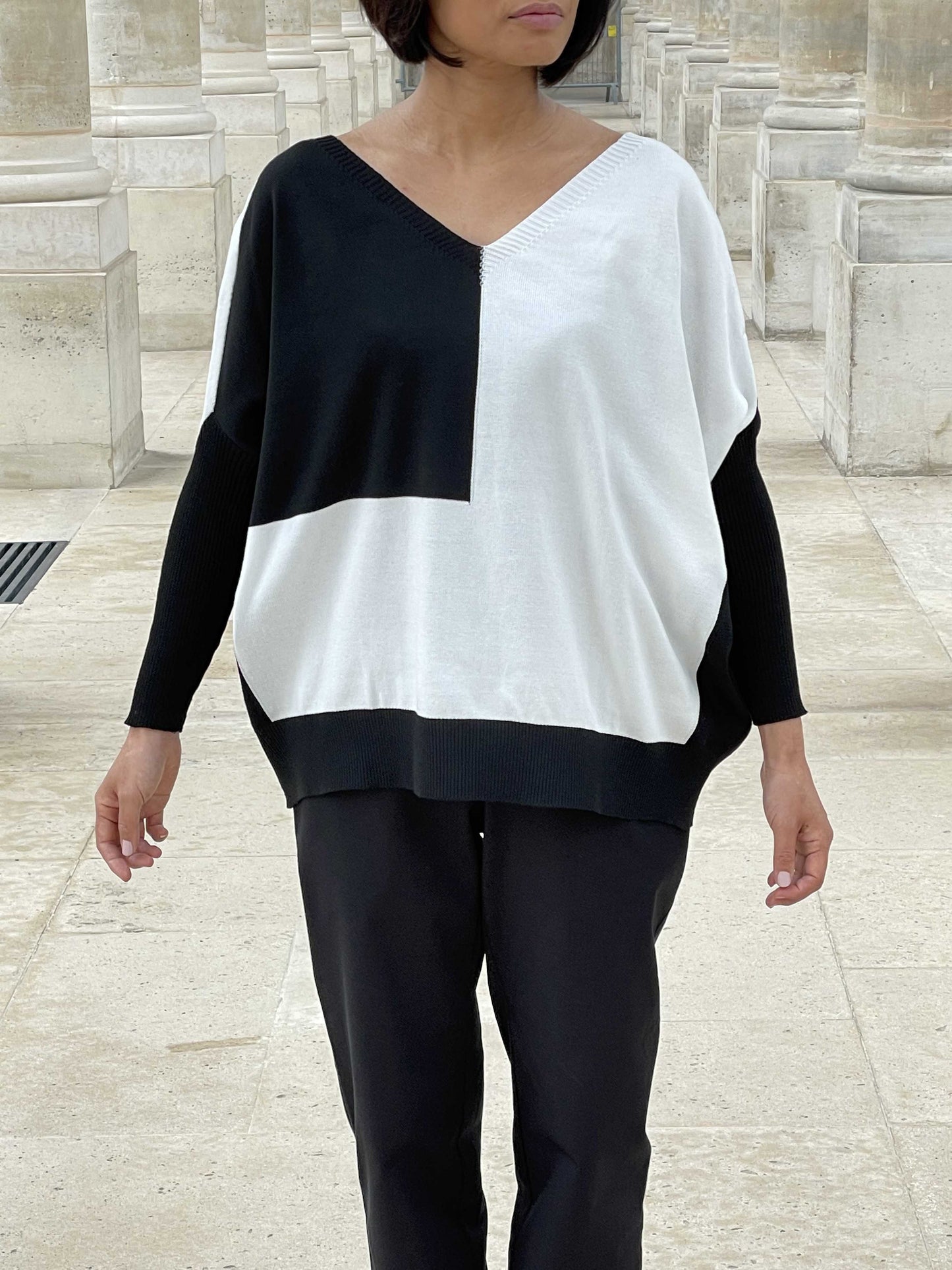 Pull asymétrique manches Chauve-souris