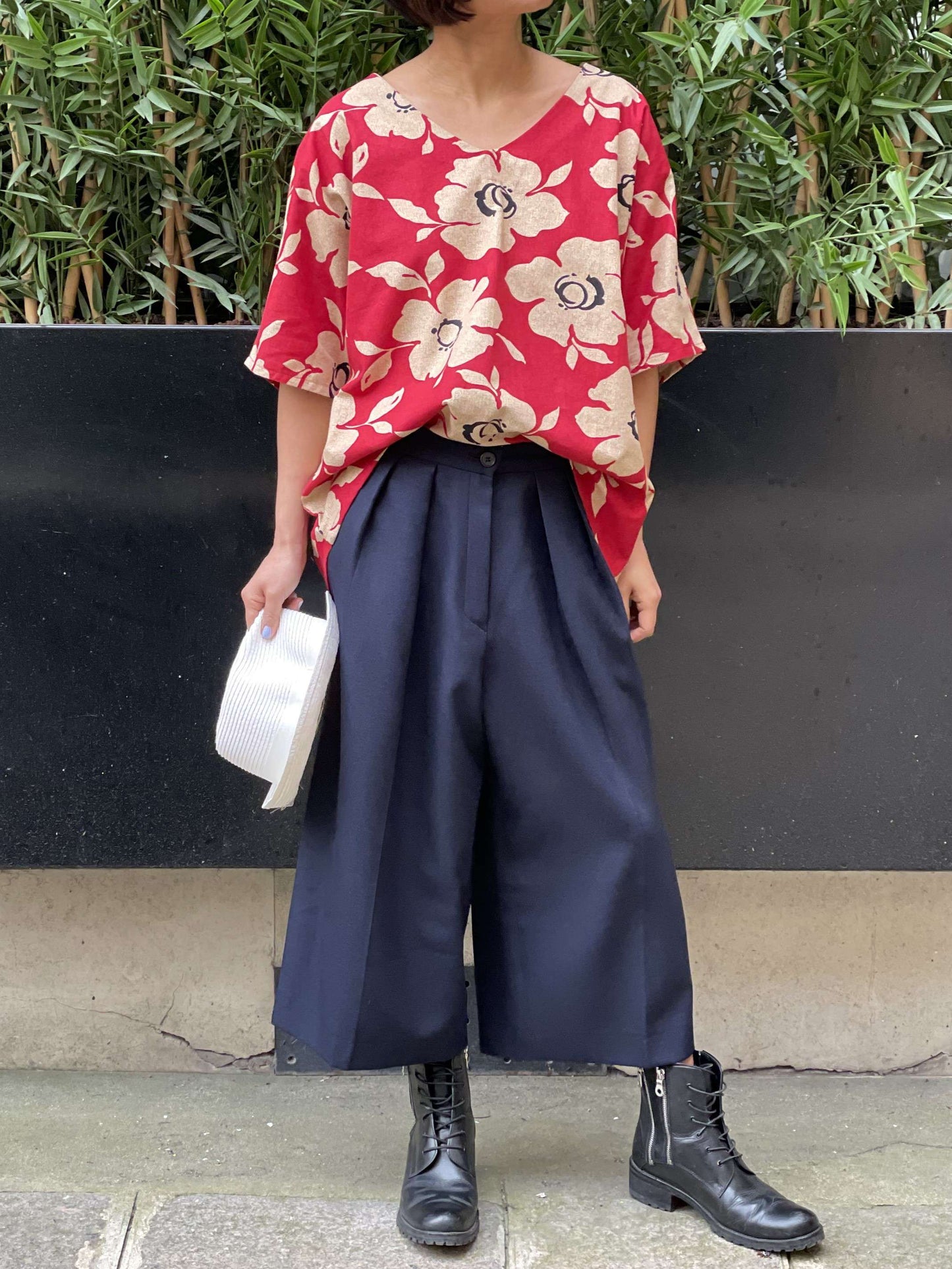 Blouse rouge grandes fleurs