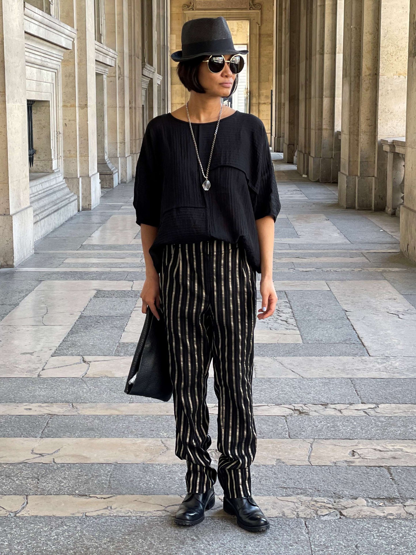 Blouse ample plissée noire